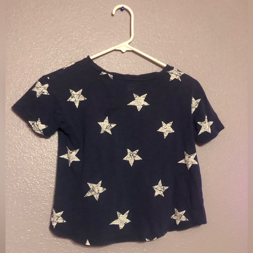 blue star cropped shirt for a kid.
